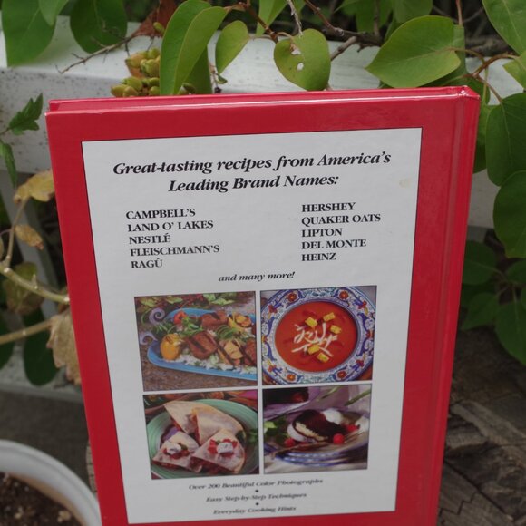 Vintage Cookbook Food Digest 175 Delicious Recipes 1994 - Picture 4 of 4